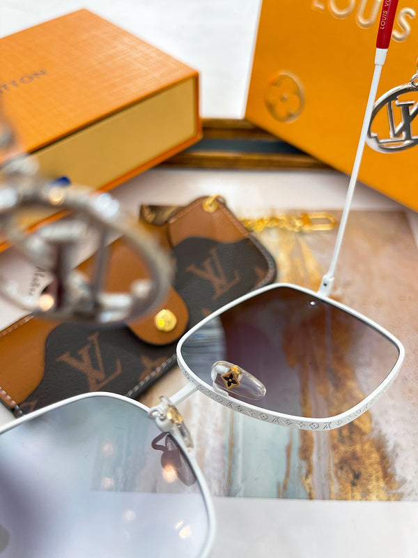 COZY BAGS - LOV Sunglasses - 069