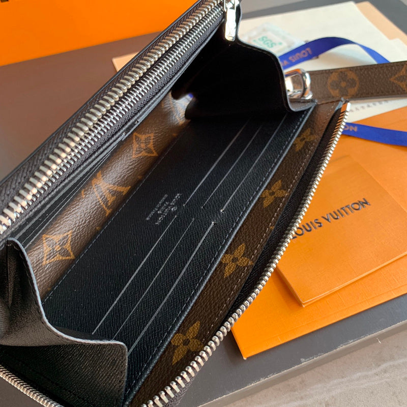 COZY - LOV Wallets - 495