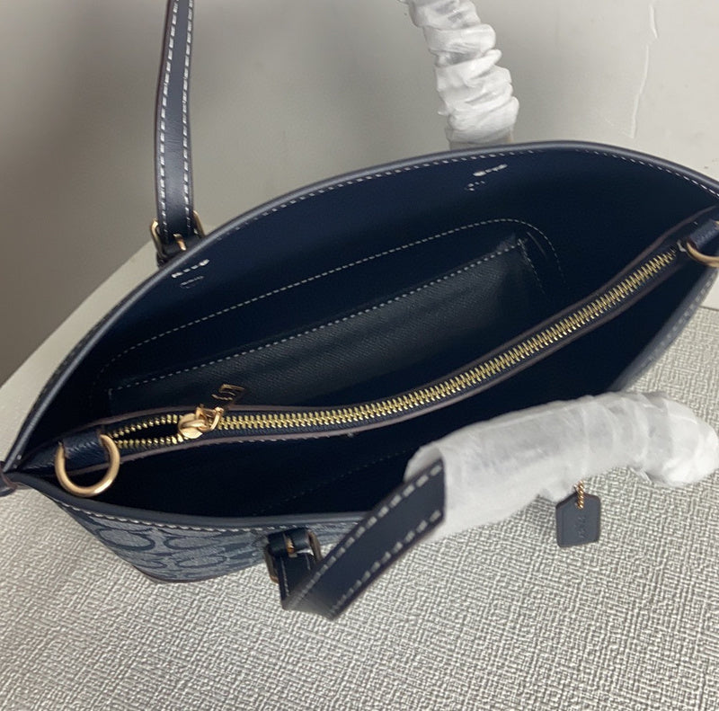 COZY - CAH Bags - 242