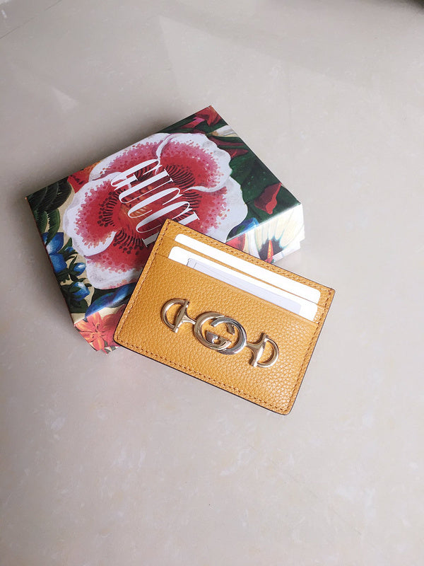 COZY - Guki Card Case - 079