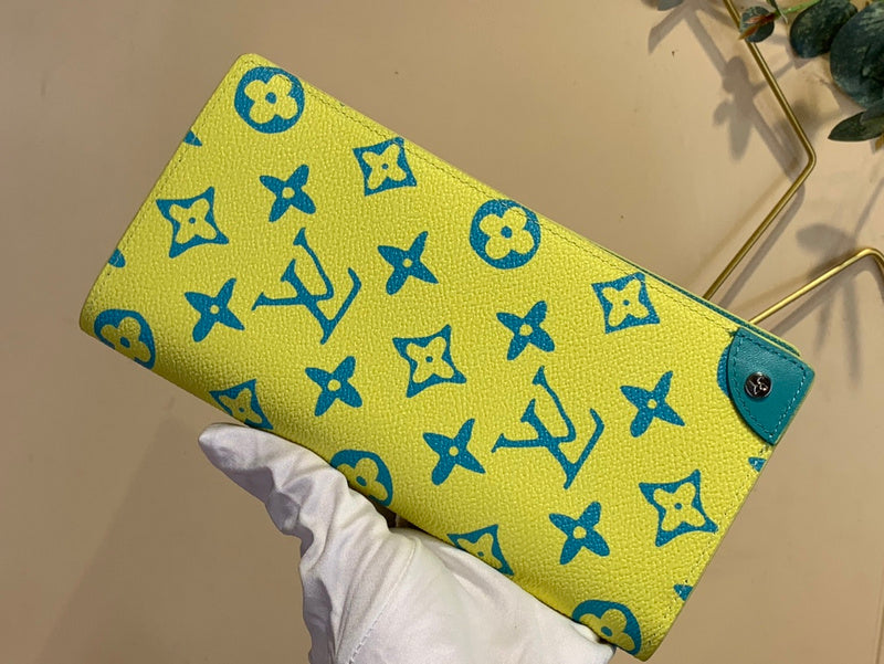 COZY - LOV Wallets - 212