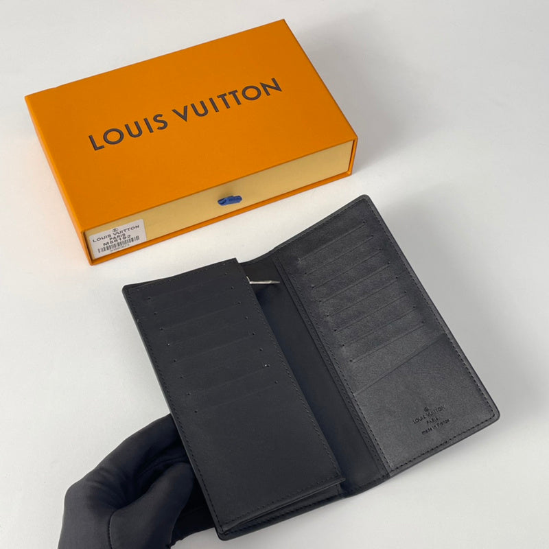 COZY - LOV Wallets - 091