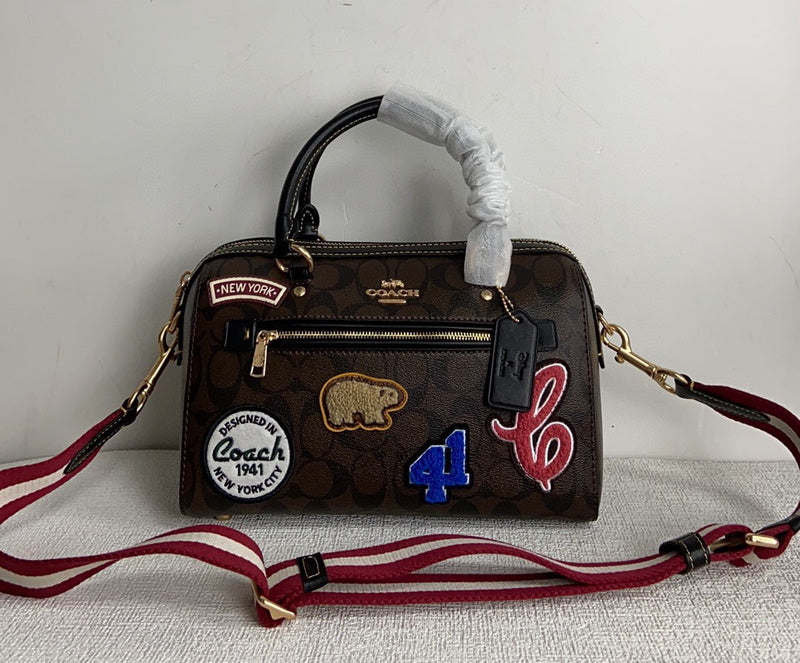 COZY - CAH Bags - 230
