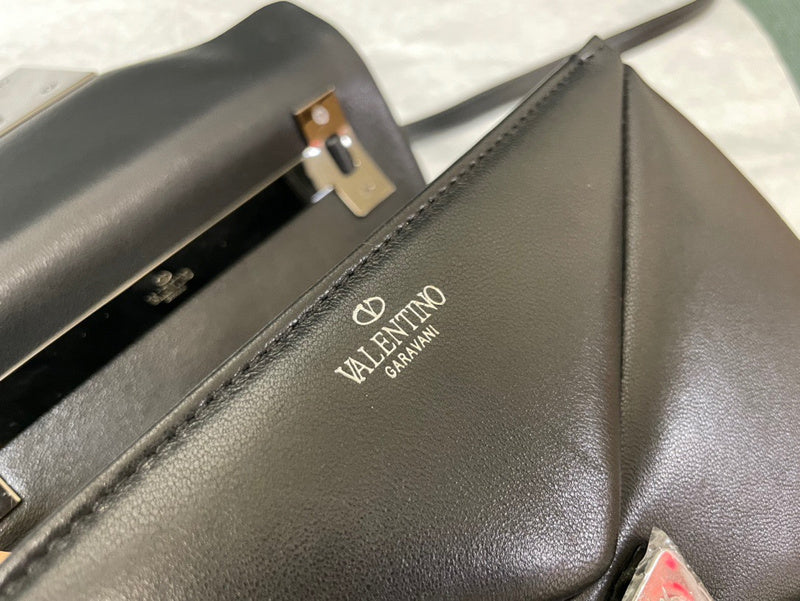 JB - VEL Lady Bags - 015