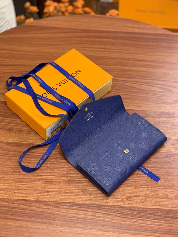 COZY - LOV Wallets - 504
