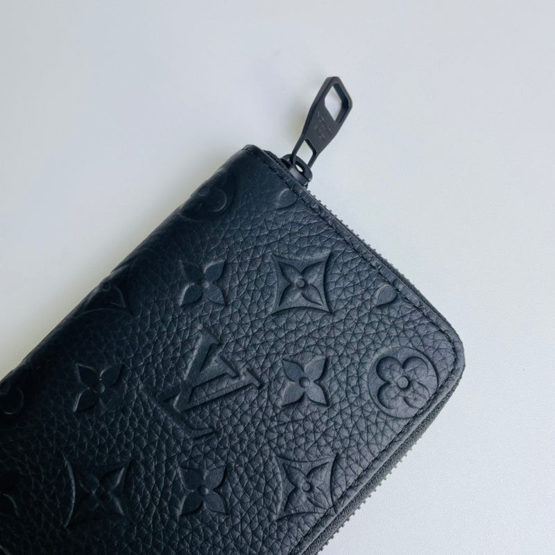 COZY - LOV Wallets - 092