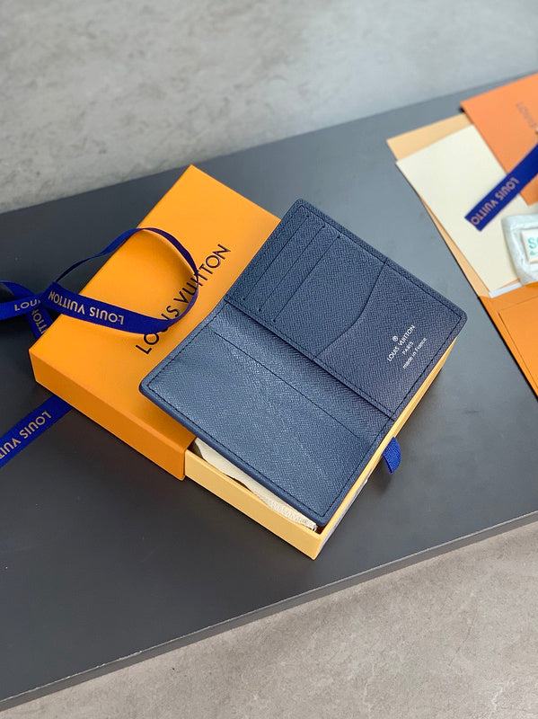 COZY - LOV Wallets - 439