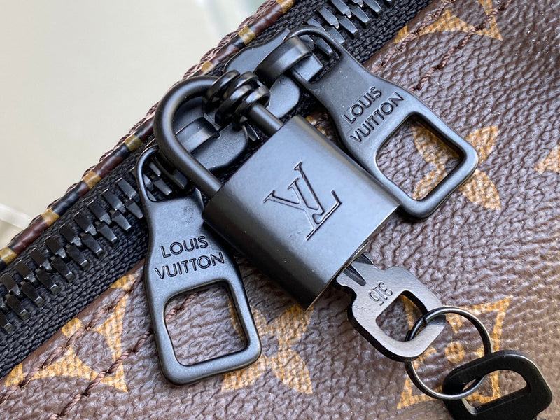 JB - LOV Travel Bags - 210
