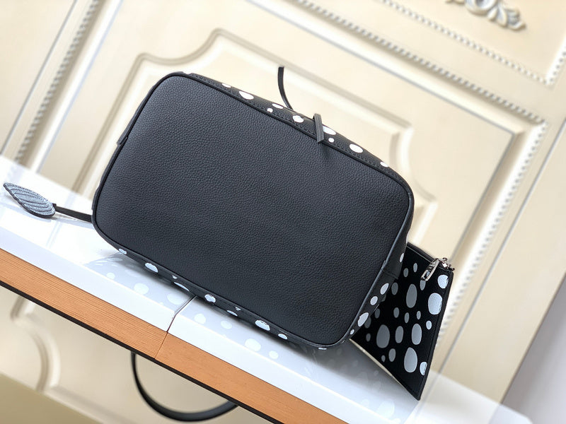 COZY - LV Bags - 1342