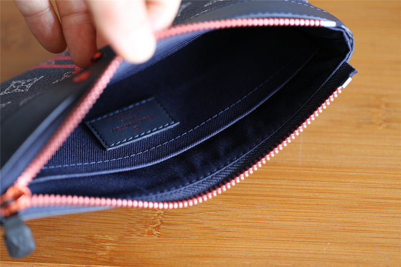 COZY BAGS - LOV Card Case - 149