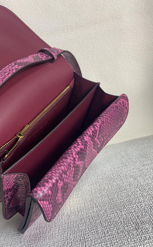 COZY - CAH Bags - 020