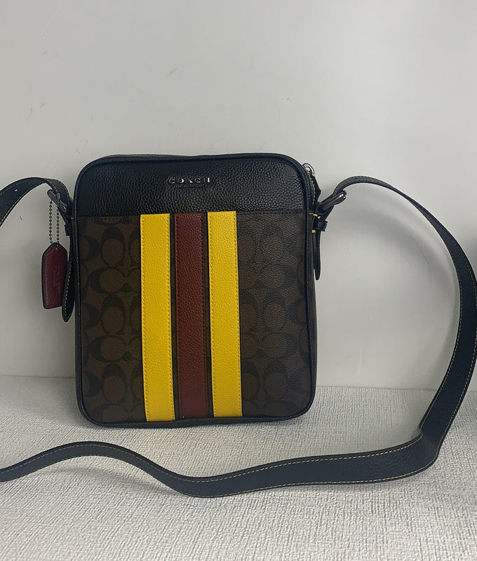 COZY - CAH Bags - 565
