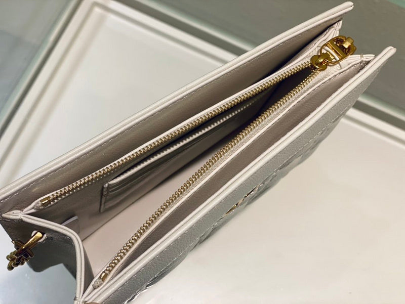 JB - DOR Wallets - 096