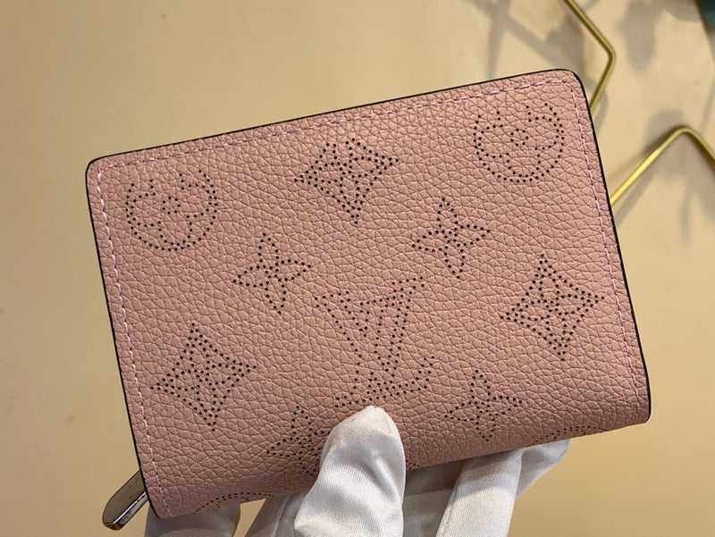COZY - LOV Wallets - 133