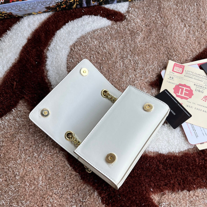 COZY - DAG Bags - 185