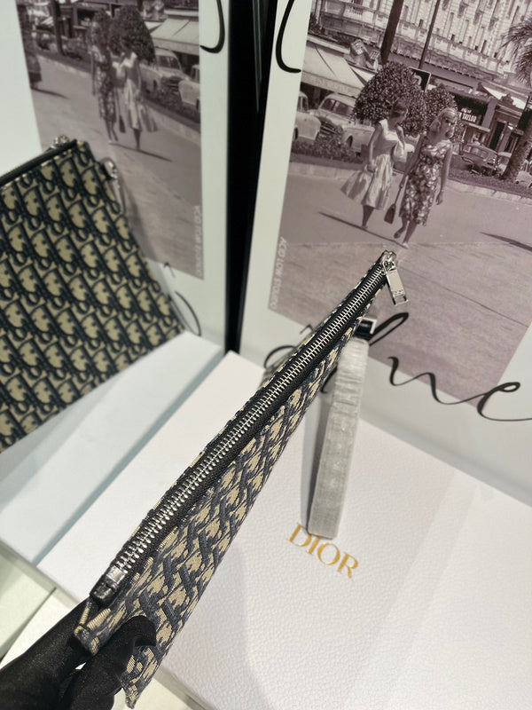 COZY - DOR Wallets - 009