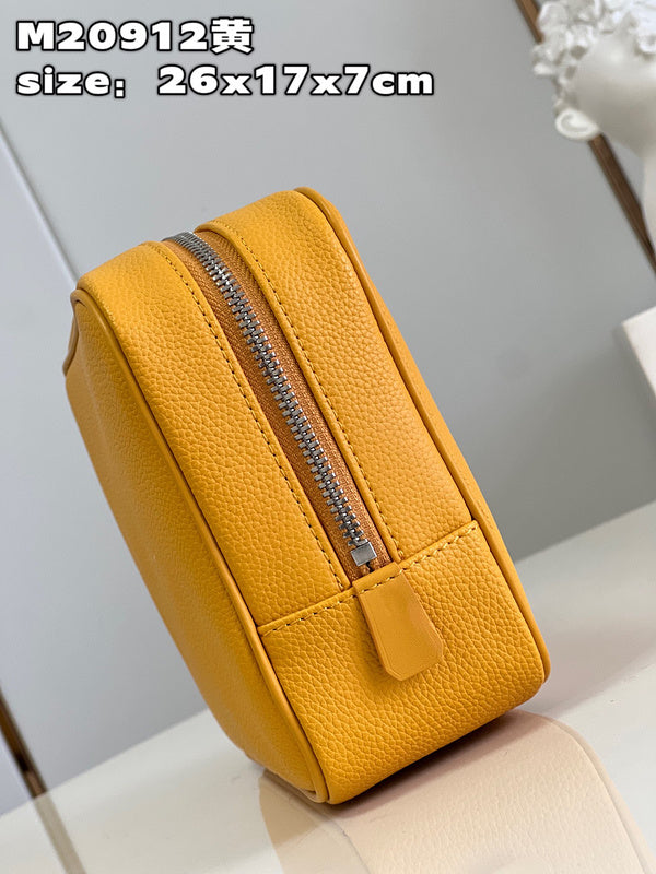 COZY BAGS - LOV Wallets - 374