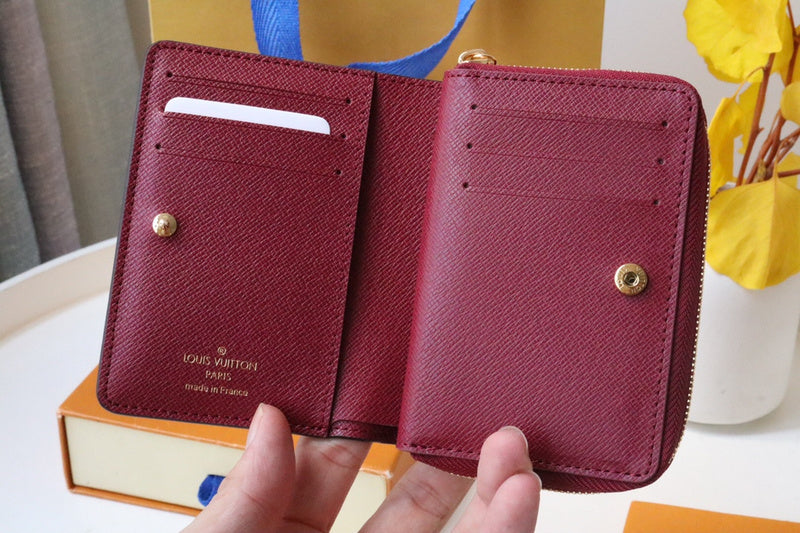 COZY - LOV Wallets - 483
