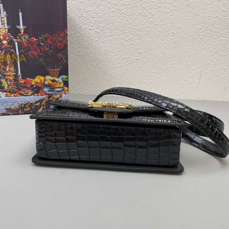 COZY - DAG Bags - 199