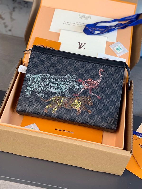 COZY - LOV Wallets - 491
