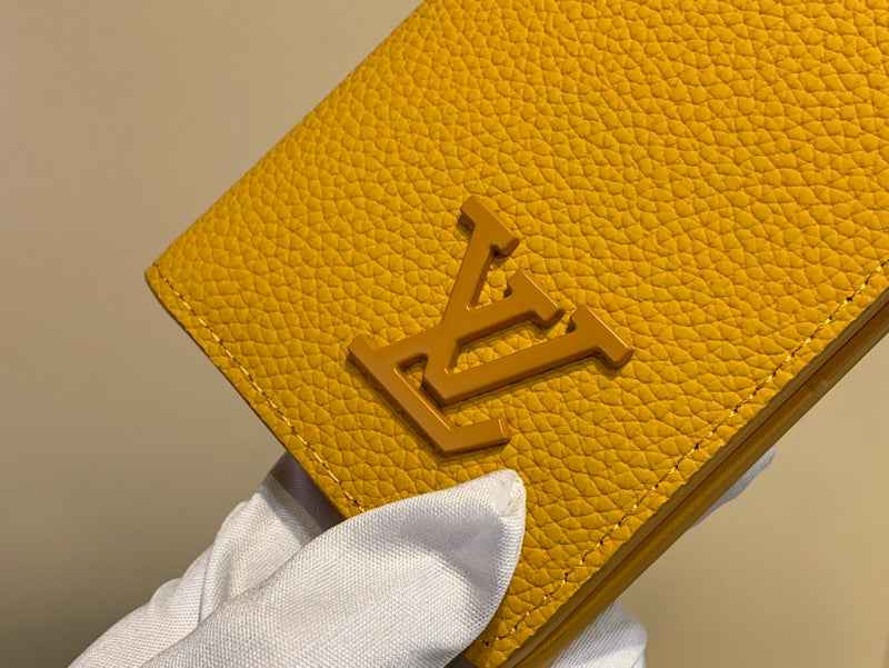 COZY - LOV Wallets - 239