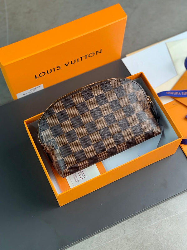 COZY - LOV Wallets - 290