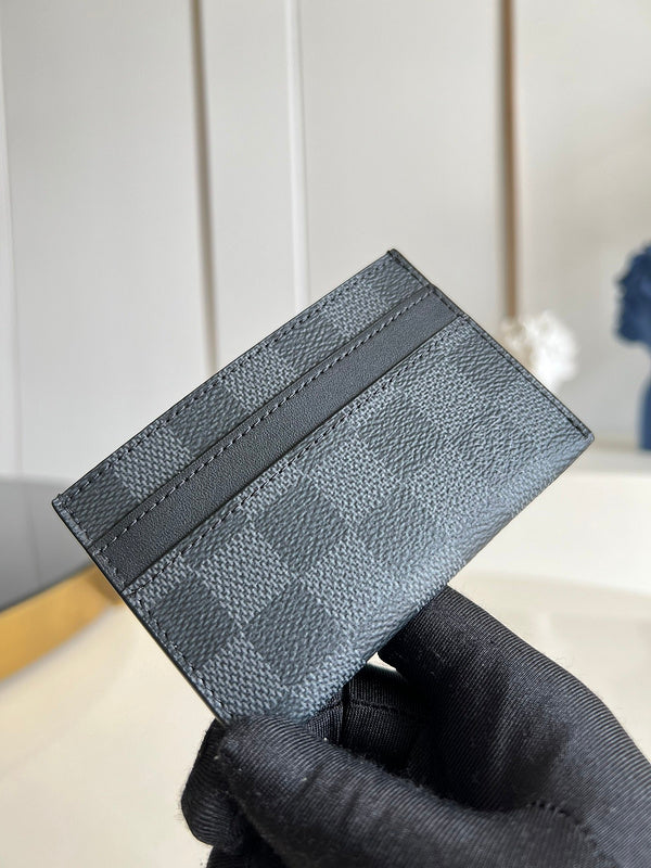 COZY - LOV Wallets - 472