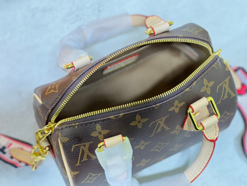 COZY BAGS - GUKI Women Bags - 1525