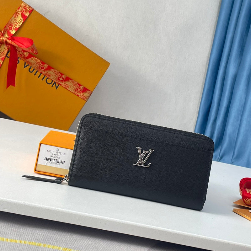 COZY - LOV Wallets - 086