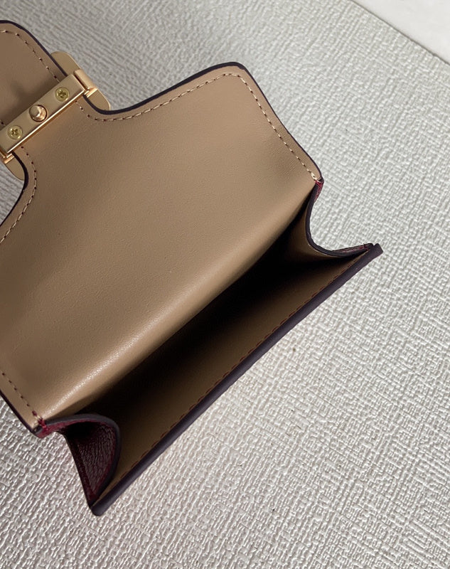 COZY - CAH Bags - 137