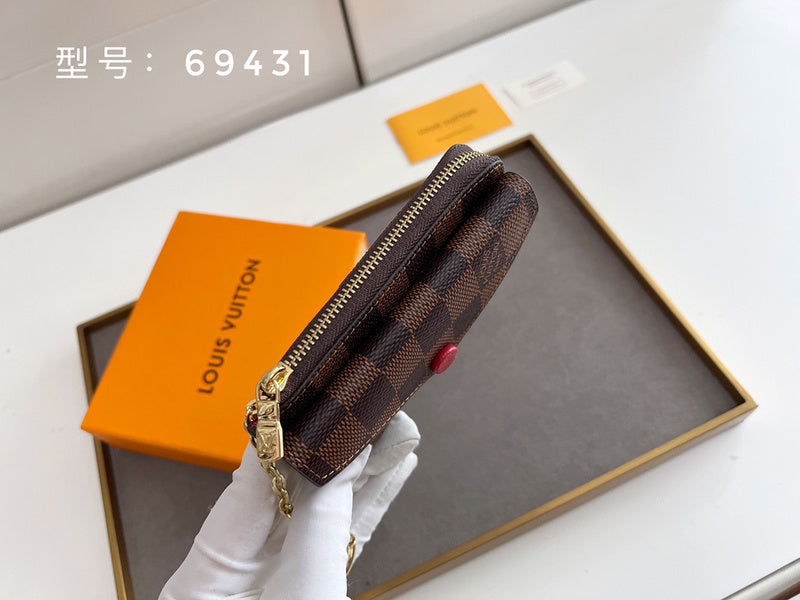 COZY BAGS - LOV Wallets - 832