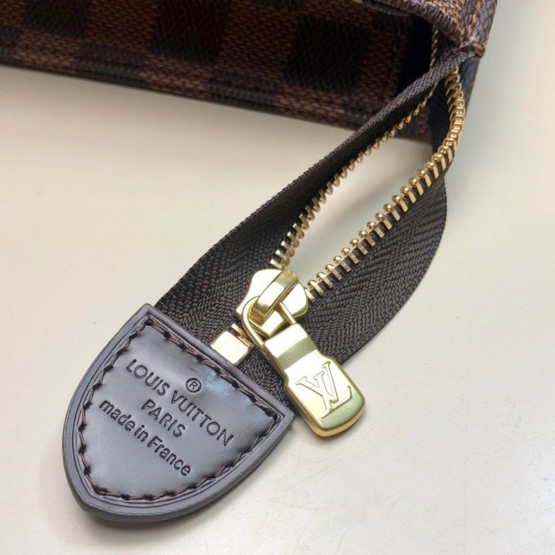 COZY BAGS - LOV Handbags - 111