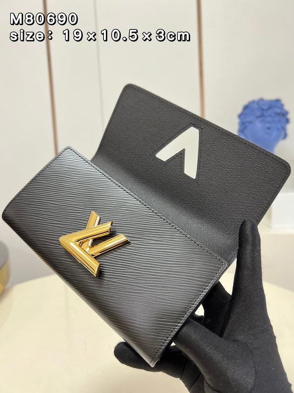 COZY - LOV Wallets - 416