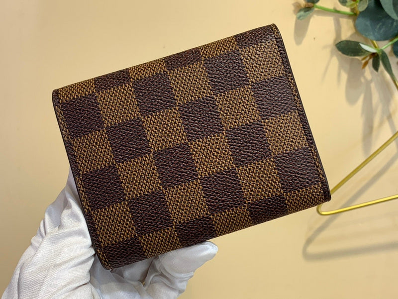 COZY - LOV Wallets - 305