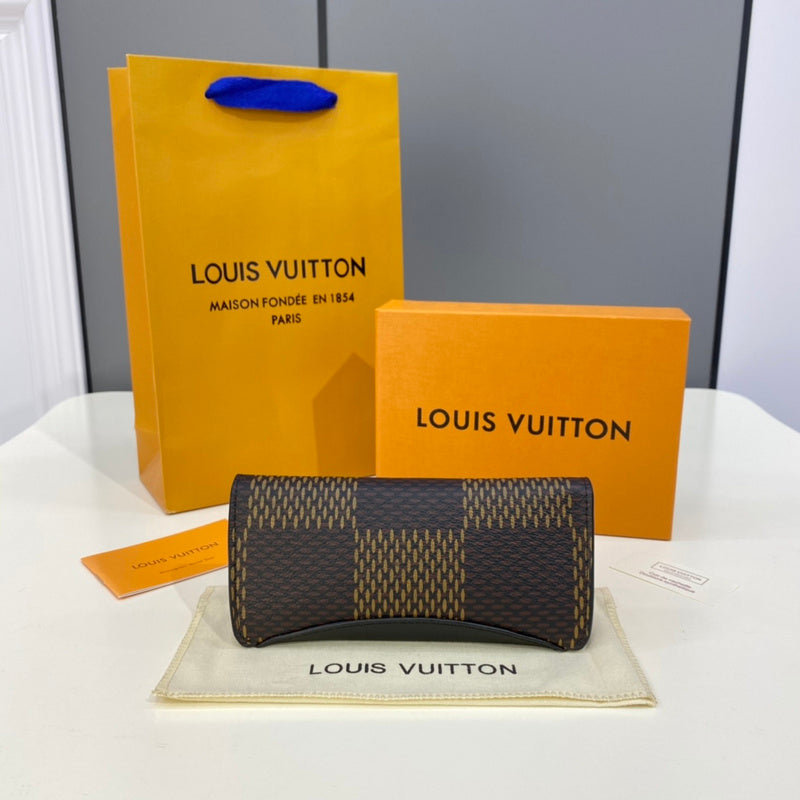 COZY BAGS - LOV Wallets - 606
