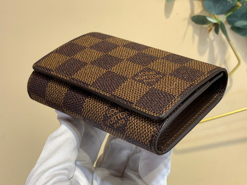 COZY - LOV Wallets - 305
