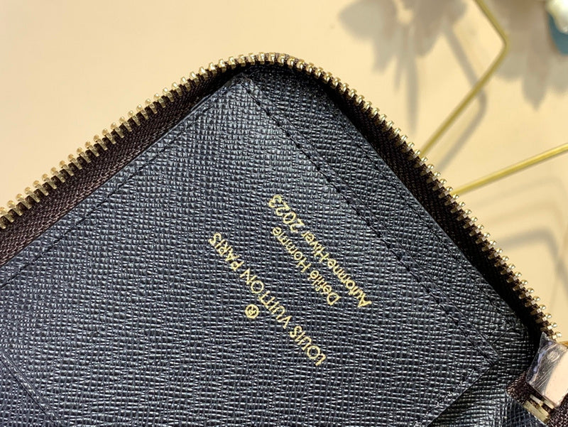 COZY - LOV Wallets - 015