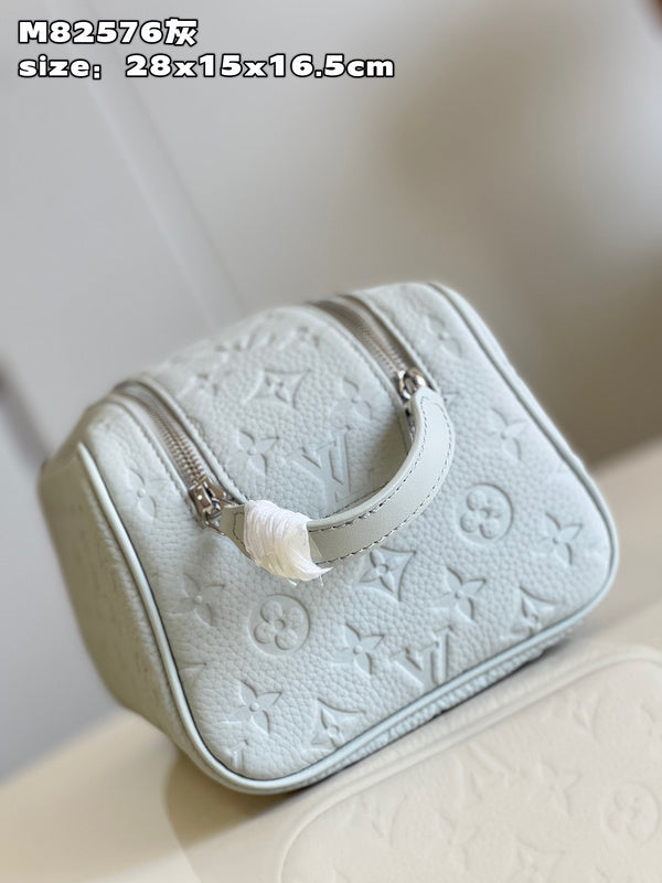 COZY - LOV Wallets - 068