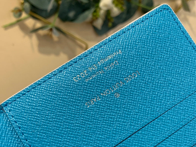 COZY - LOV Wallets - 251
