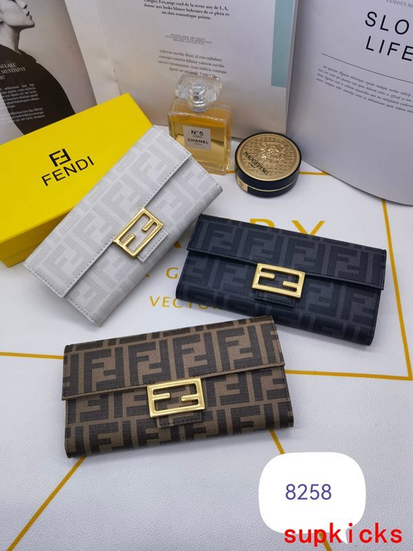 COZY BAGS - Mix Wallets - 640