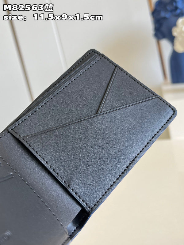 COZY - LOV Wallets - 072