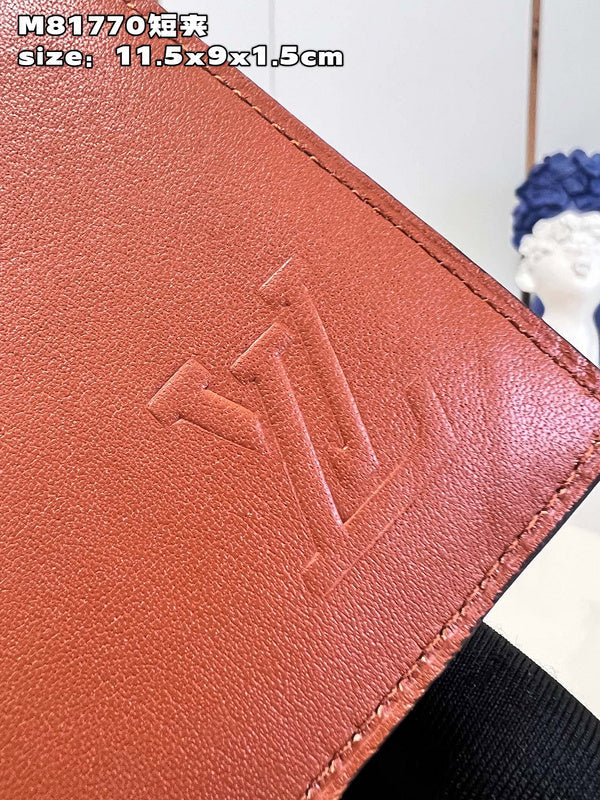 COZY - LOV Wallets - 206