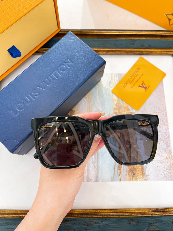 COZY BAGS - LOV Sunglasses - 049