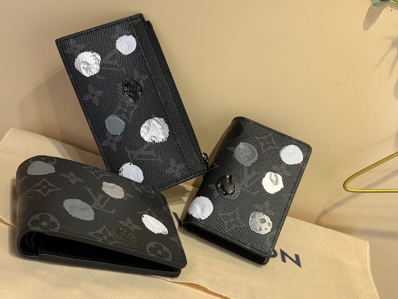 COZY - LOV Wallets - 294