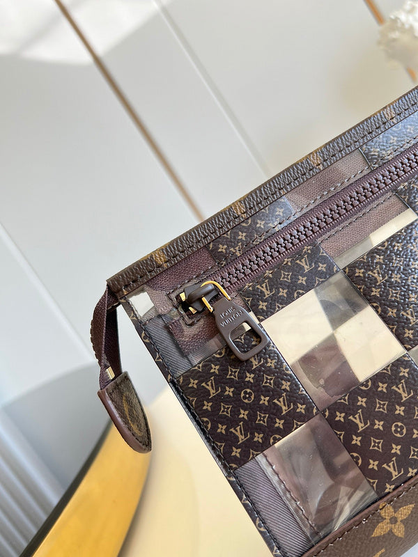 COZY - LOV Wallets - 413