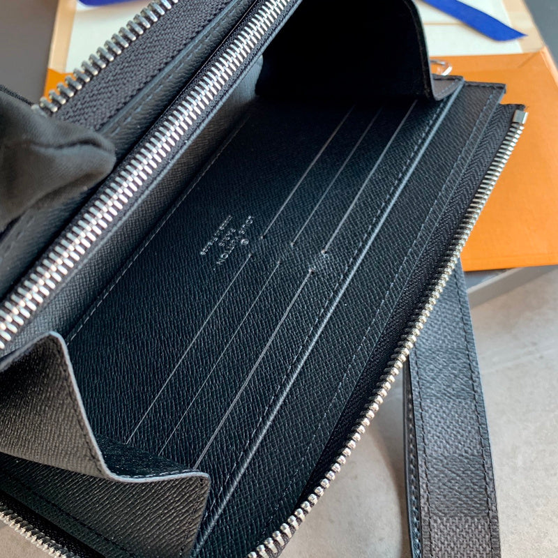 COZY - LOV Wallets - 489