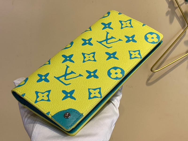 COZY - LOV Wallets - 212