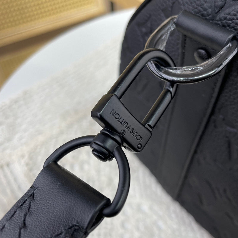 JB - LOV Travel Bags - 018