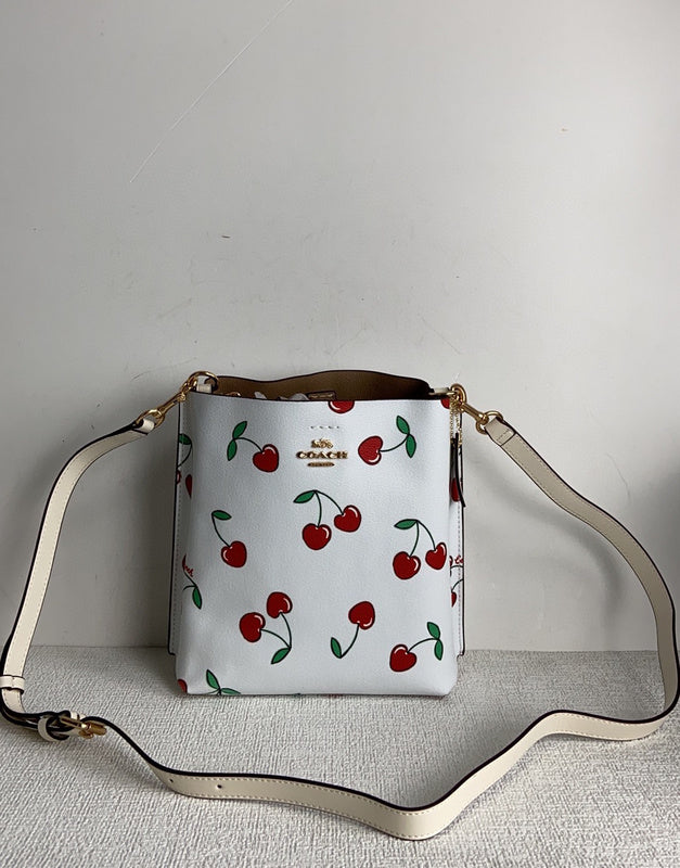 COZY - CAH Bags - 165