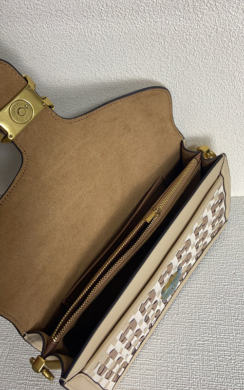 COZY - CAH Bags - 128